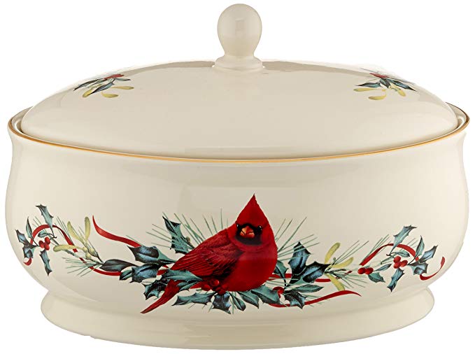 Winter Greetings Entertaining Covered Casserole Dish